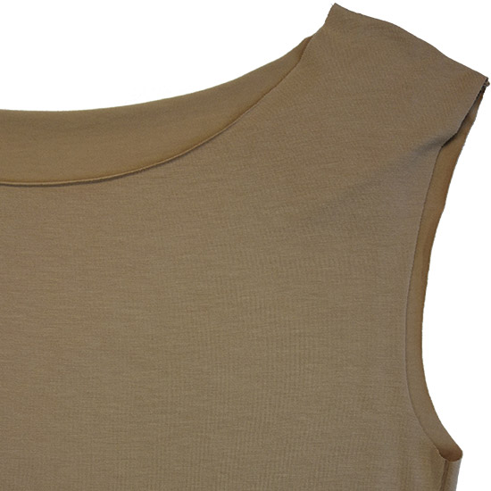 Budi Dress Image 3